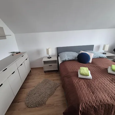 Dom Pod Flaga Villa
